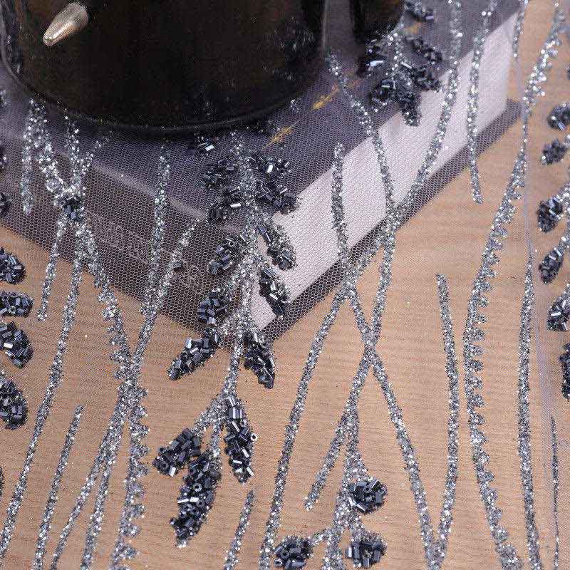 Argentum Nigrum Sequins et Bead Tube Nuptialis Dress Fabric